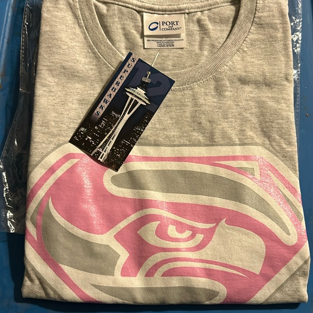 Super hooks T-shirt